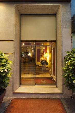 Garda, Milan