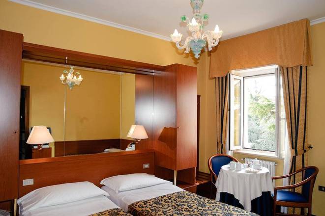 Novo Hotel Rossi, Verona
