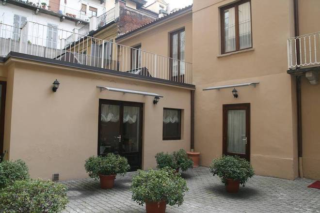 Hotel Urbani, Turin