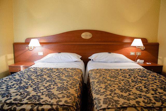 Novo Hotel Rossi, Verona