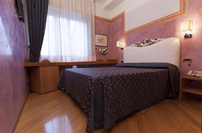 Hotel Europa, Verona