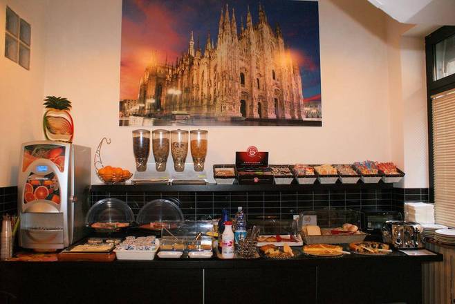 Hotel 22 Marzo, Milan