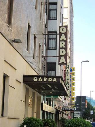 Garda, Milan