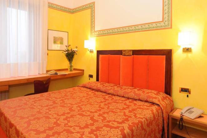 Hotel Europa, Verona