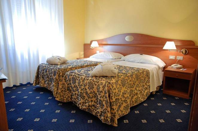 Novo Hotel Rossi, Verona