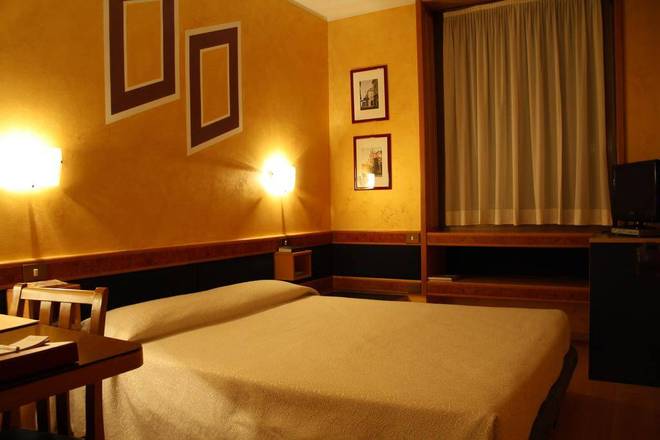 Hotel Diplomatic, Turin