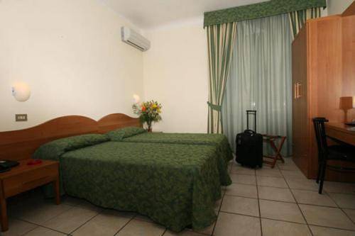 Hotel 22 Marzo, Milan