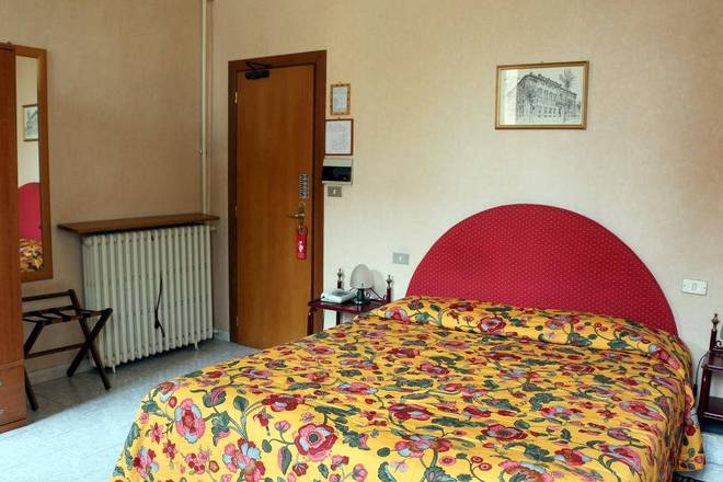 Hotel Italia, Turin