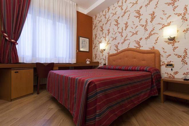 Hotel Europa, Verona