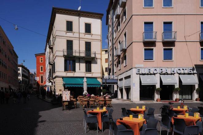 Hotel Europa, Verona