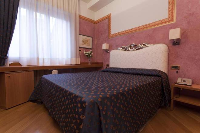 Hotel Europa, Verona
