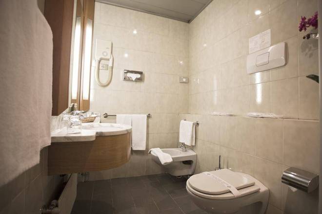 Hotel Diplomatic, Turin